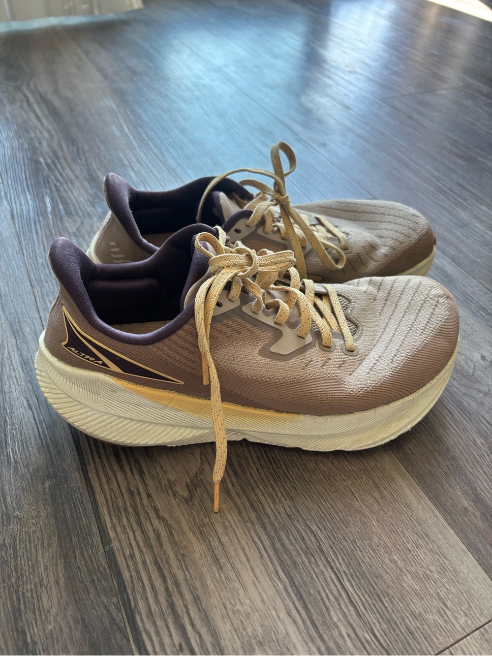 Altra Women's Running Shoes - Picture 1 of 6